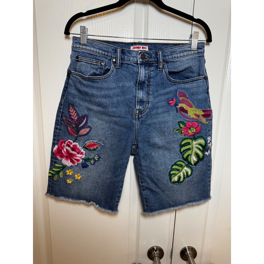 ‼️SALE‼️Johnny Was Jeanette Embroidered Bermuda Shorts High Rise Frayed Hem Blue - Picture 2 of 9